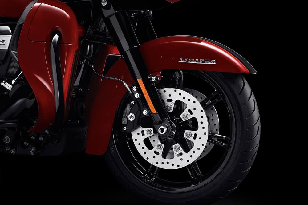 harley-davidson-touring-road-glide-limited_feature8